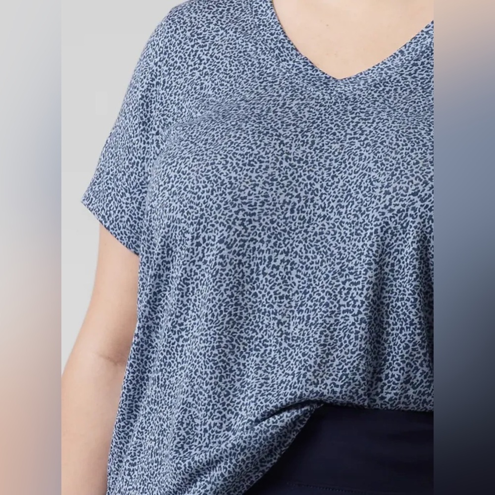 Athleta Blue Patterned Short Sleeve Top